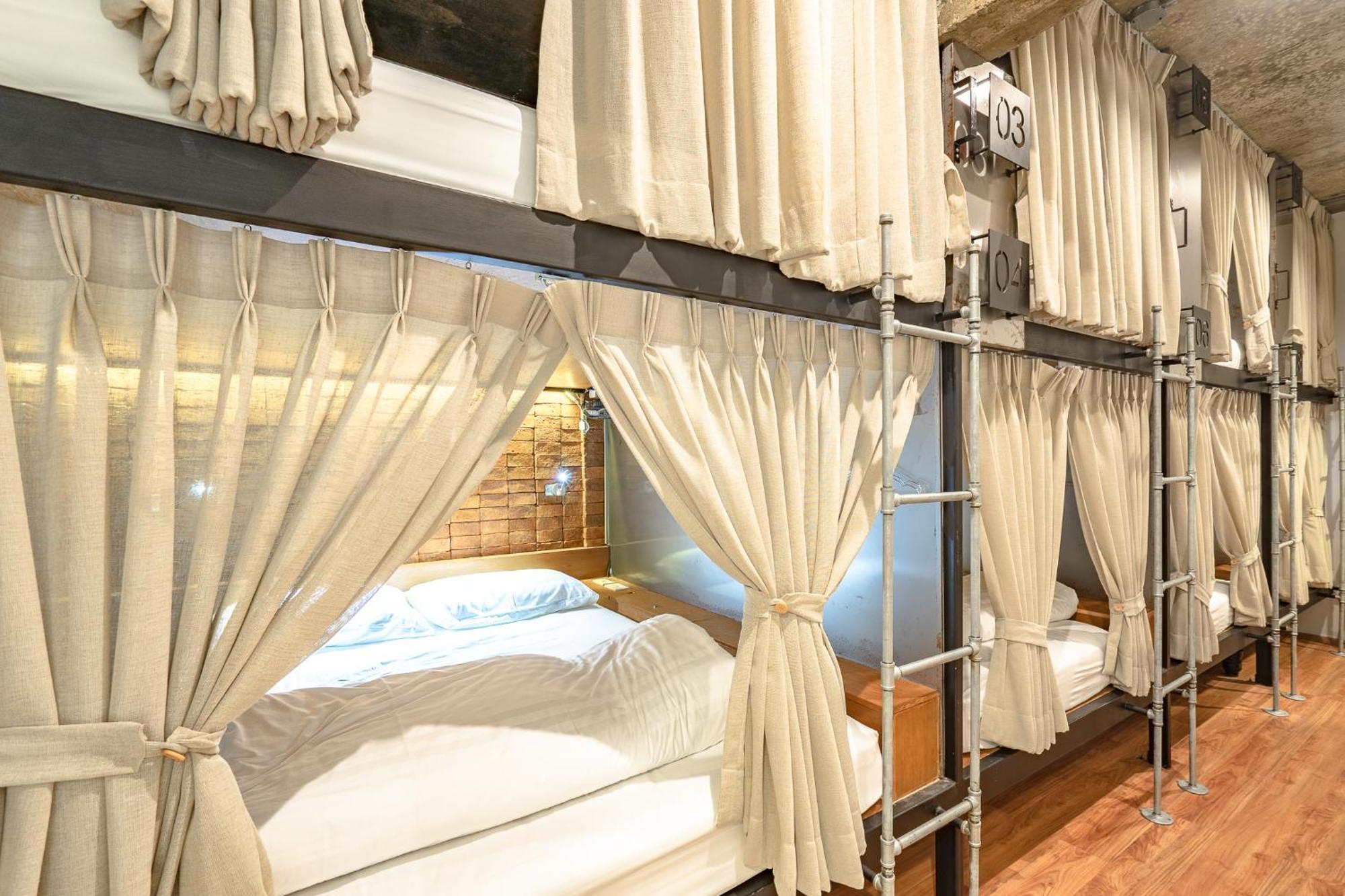 Siam Plug In Hostel Bangkok Kamer foto